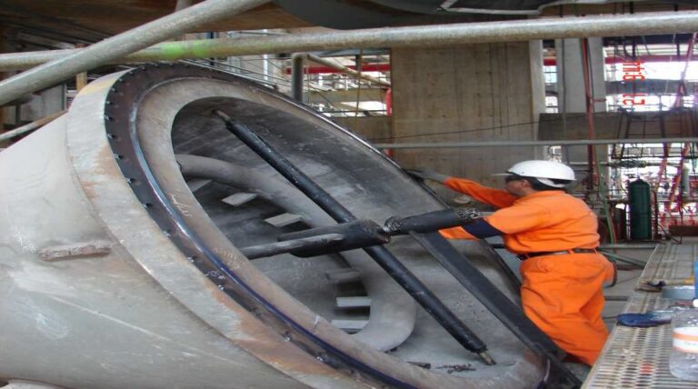 Armado, montaje y obra mecánica de aeroenfriadores (2)